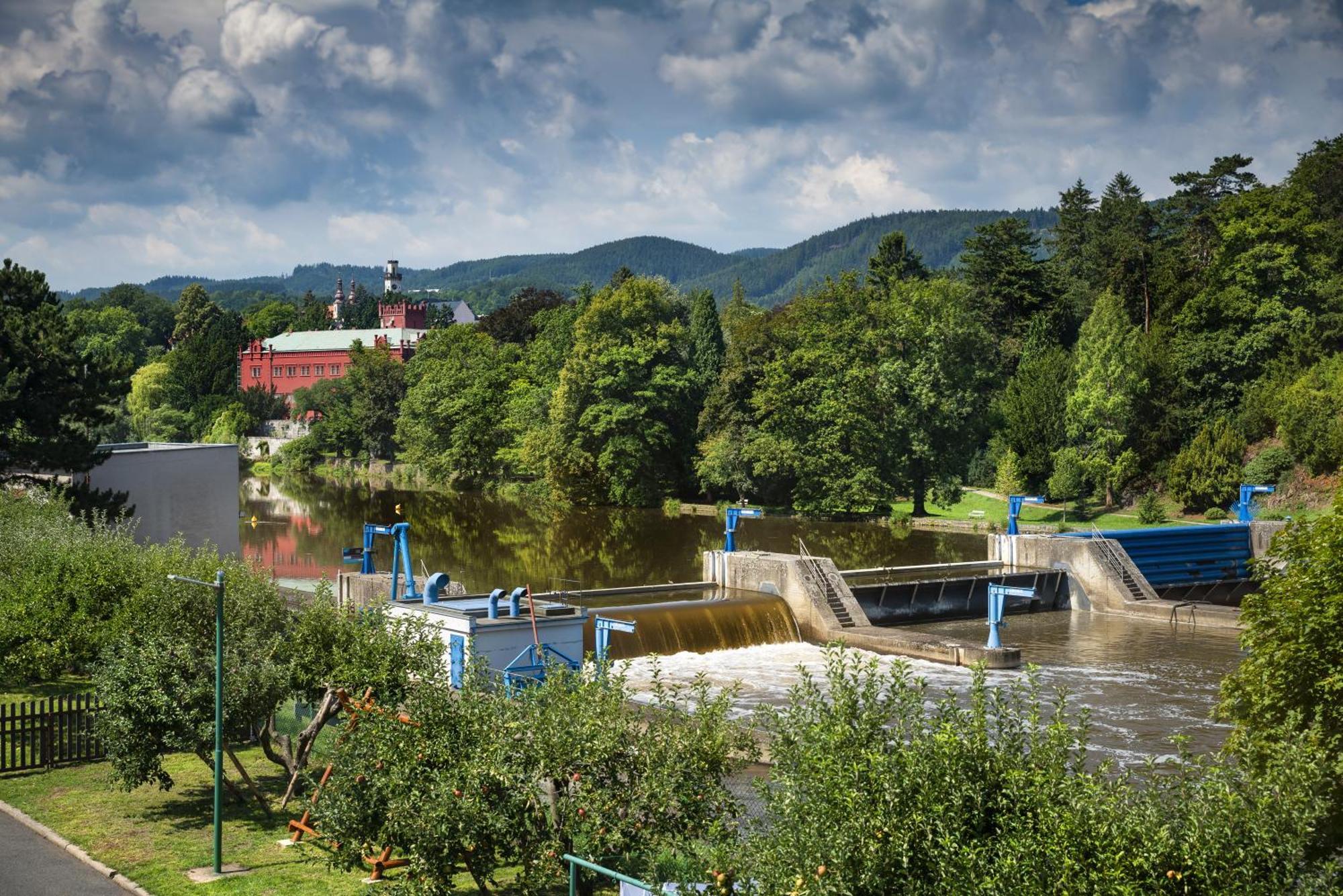Pension U Jezu Klásterec nad Ohrí Exterior foto