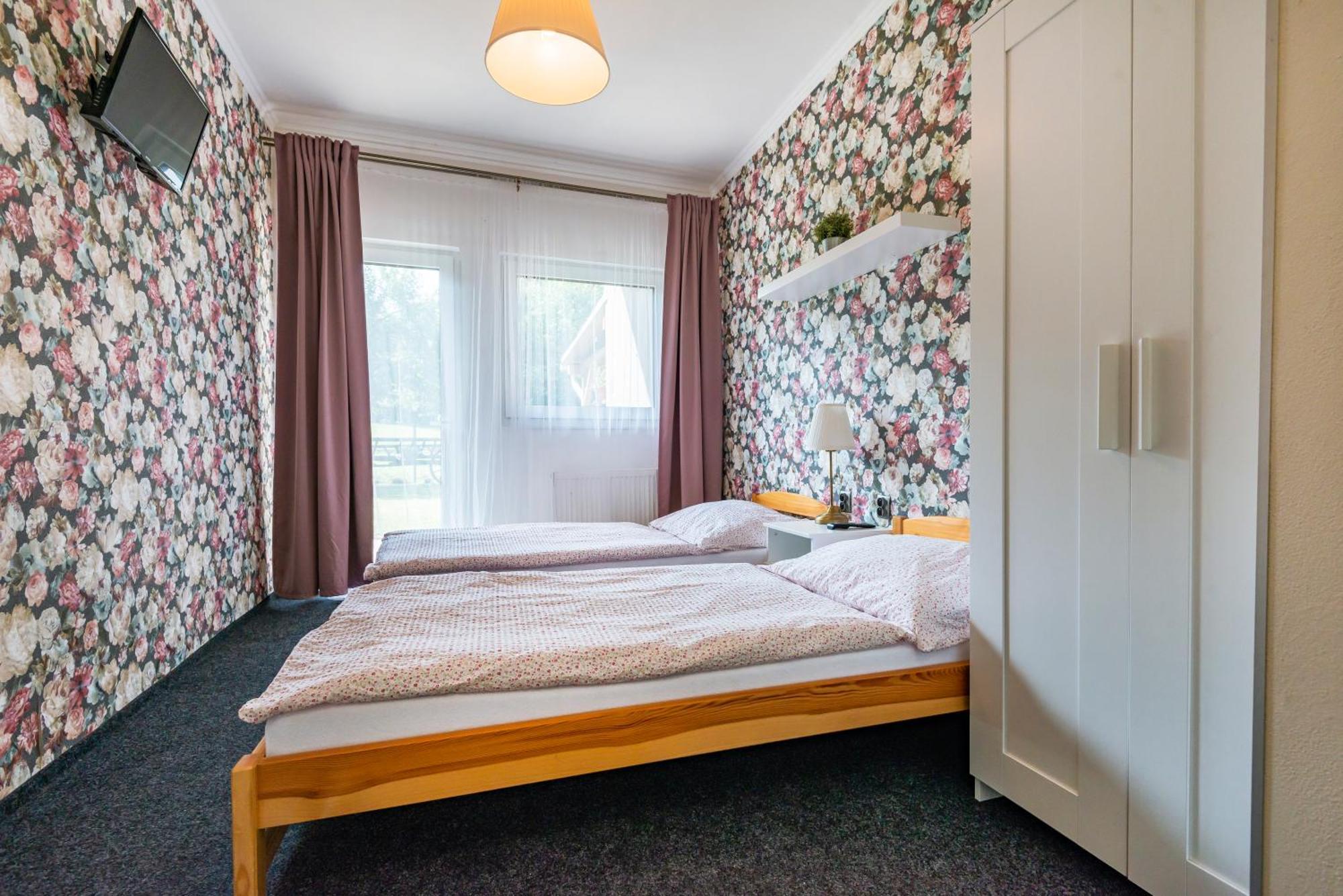 Pension U Jezu Klásterec nad Ohrí Exterior foto